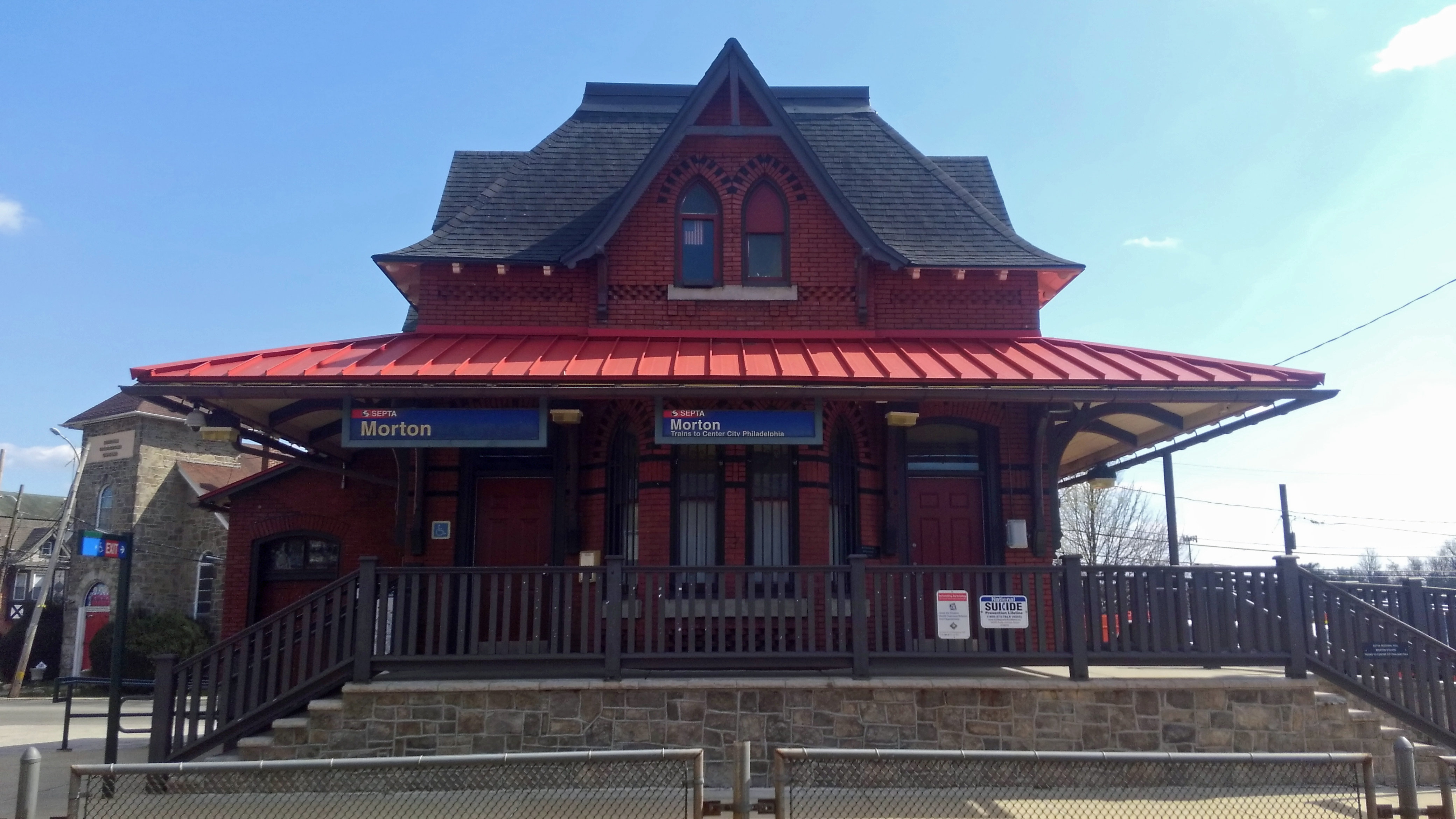 morton train station